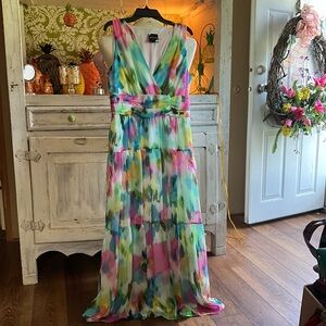 Gorgeous Maison Tara size 10 dress